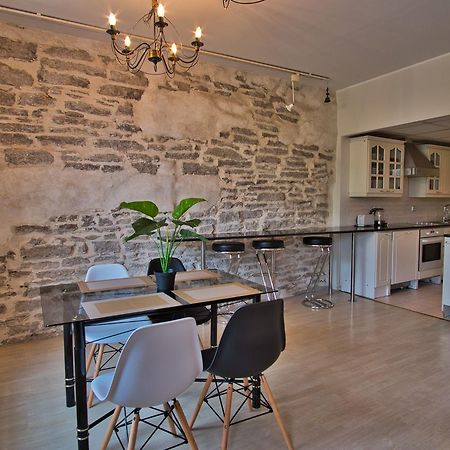 Dream Stay - Old Town Church View Apartment With Sauna Reval Esterno foto